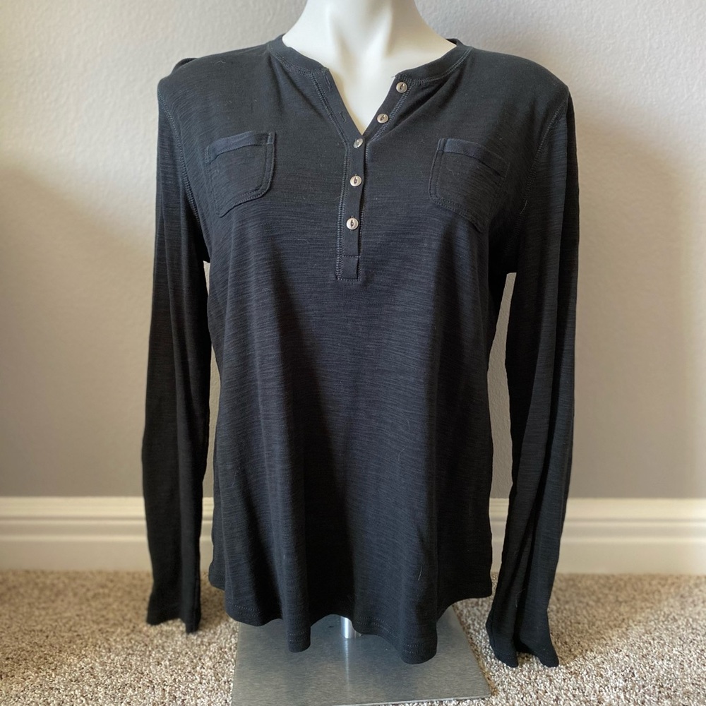 Chaps long sleeve button v-neck Size XL